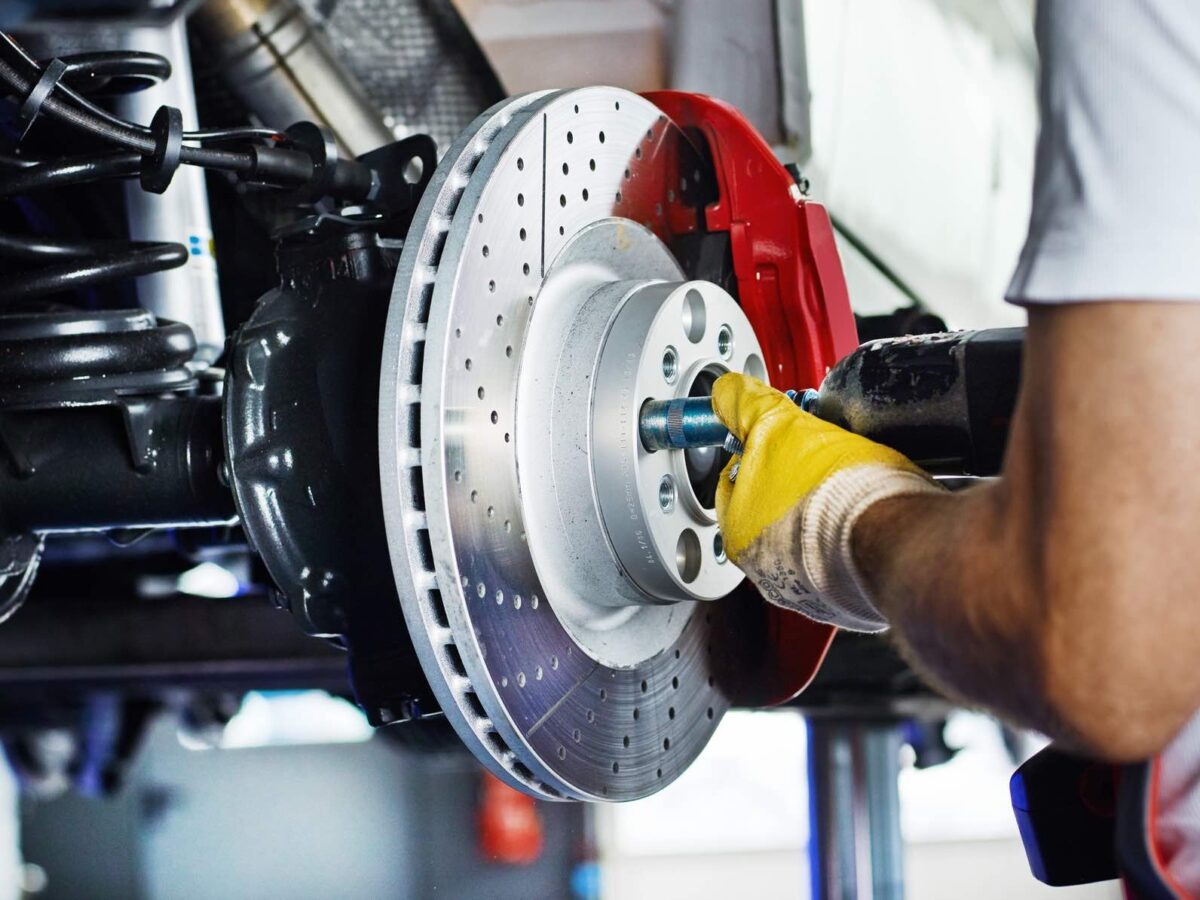 How Brake Pads Work and When Need to Be Replaced?